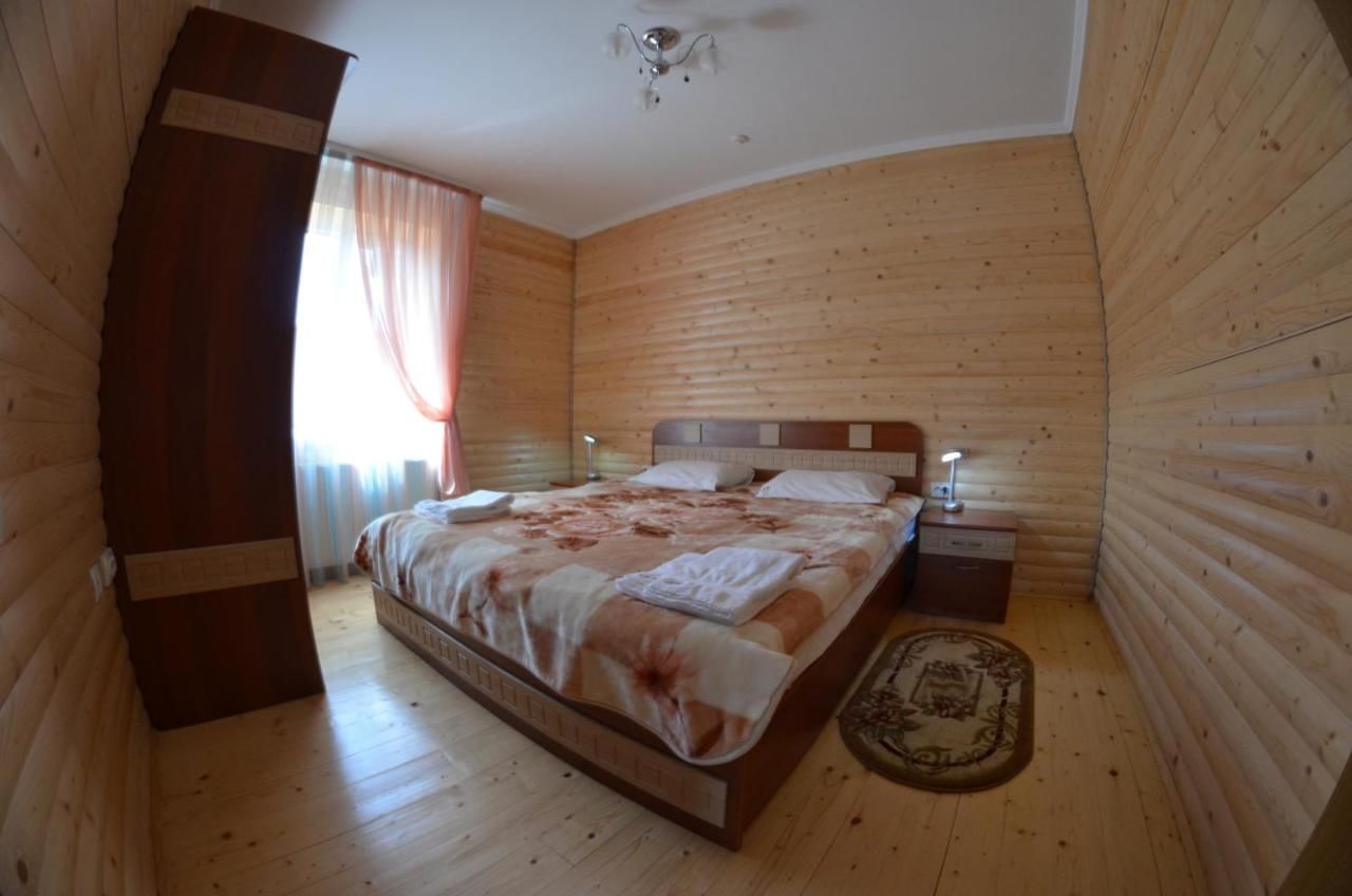 Отель Sribni Rosy Микуличин